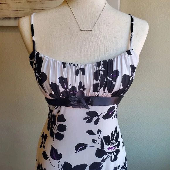 RUBY ROX | Floral Fit & Flare Dress sz M - Picture 3 of 10
